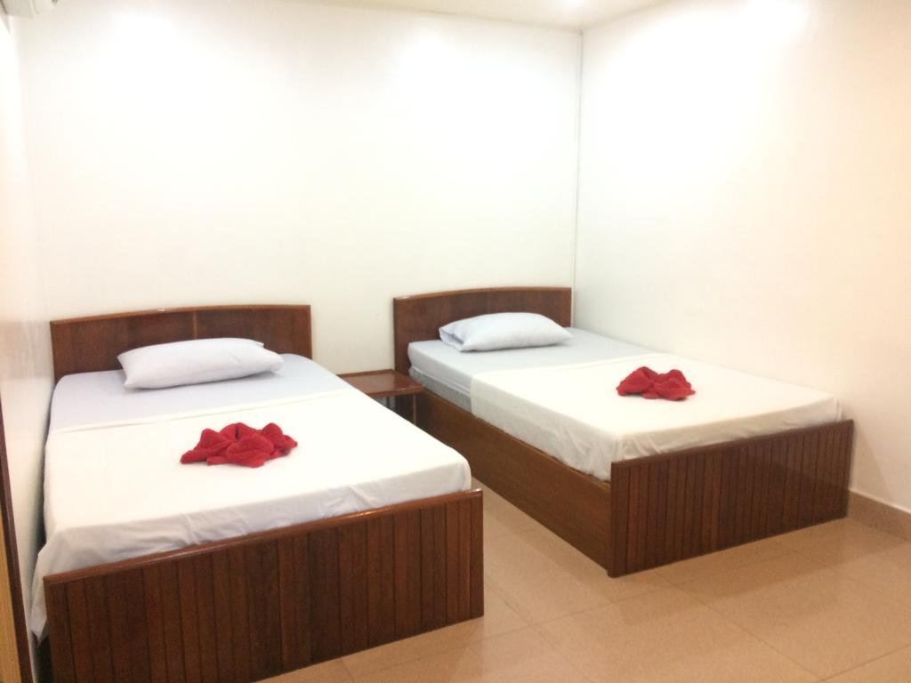 The Bright Lotus Guesthouse Phnom Penh Bagian luar foto