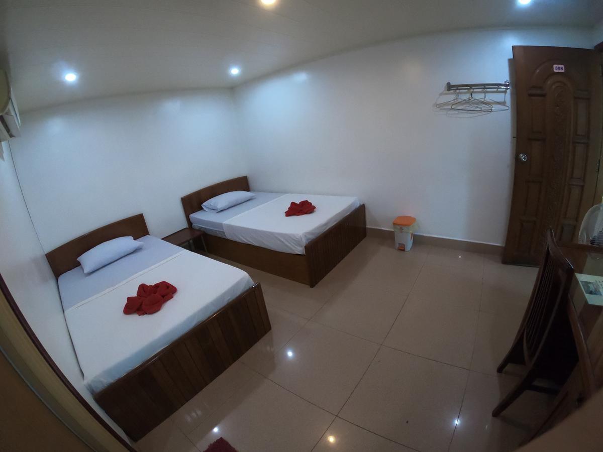 The Bright Lotus Guesthouse Phnom Penh Bagian luar foto